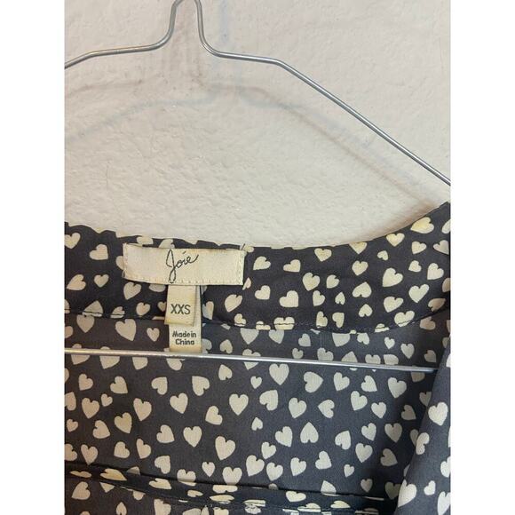 Joie silk blouse size xxs heart print - Picture 3 of 4
